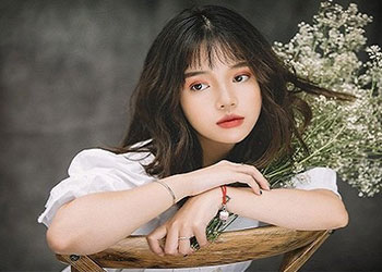 Linh Ngọc Đàm, tiểu sử và sự nghiệp hot girl streamer LMHT