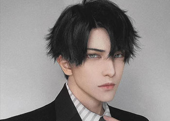 Hakken là ai? Tiểu sử, sự nghiệp nữ Cosplayer có vẻ đẹp phi giới tính