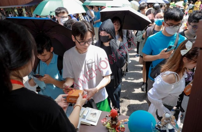 su kien paimon xin chao 7 jpg