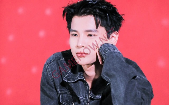 pham dinh thai ngan 4 jpg